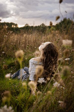 portrait d'Elise en pleine nature portrait d'Elise en pleine nature
